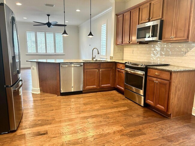 Photo - 2024 Foxtail View Ct