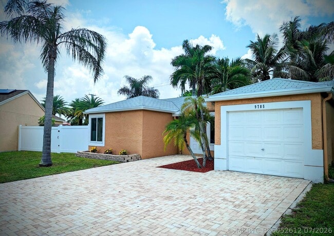 Building Photo - 9785 Ridge Creek Rd