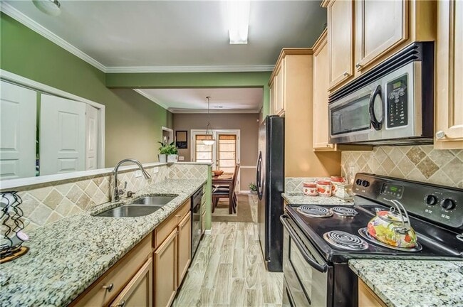 Photo - 224 W Marietta St