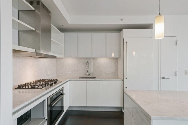 Photo - 77 Hudson St