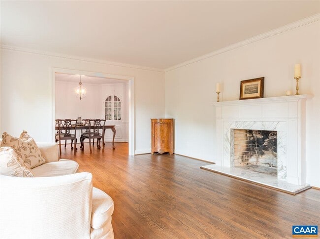 Photo - 107 Tally-Ho Dr