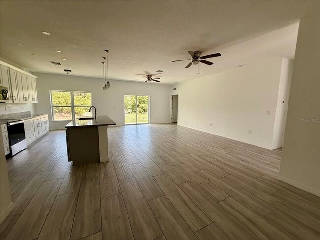 14142 Appleton Blvd