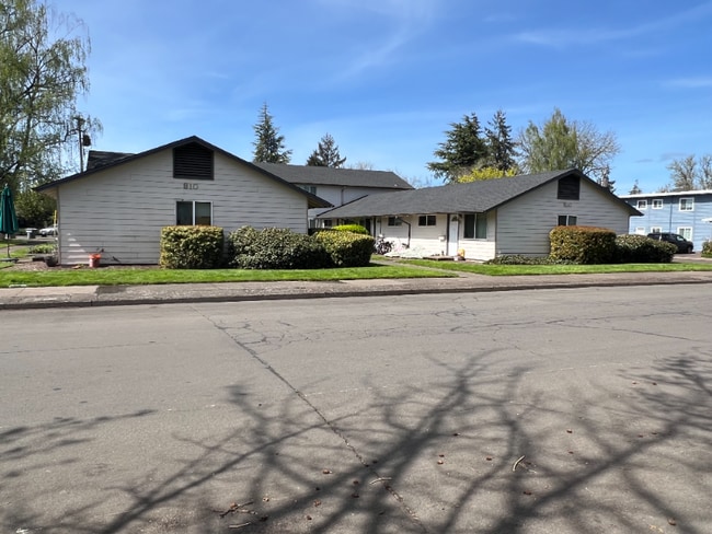 Photo - 810 NW 23rd St Unit 01