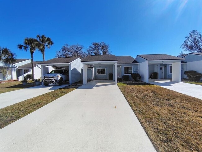 Building Photo - 453 Prestwick Pl