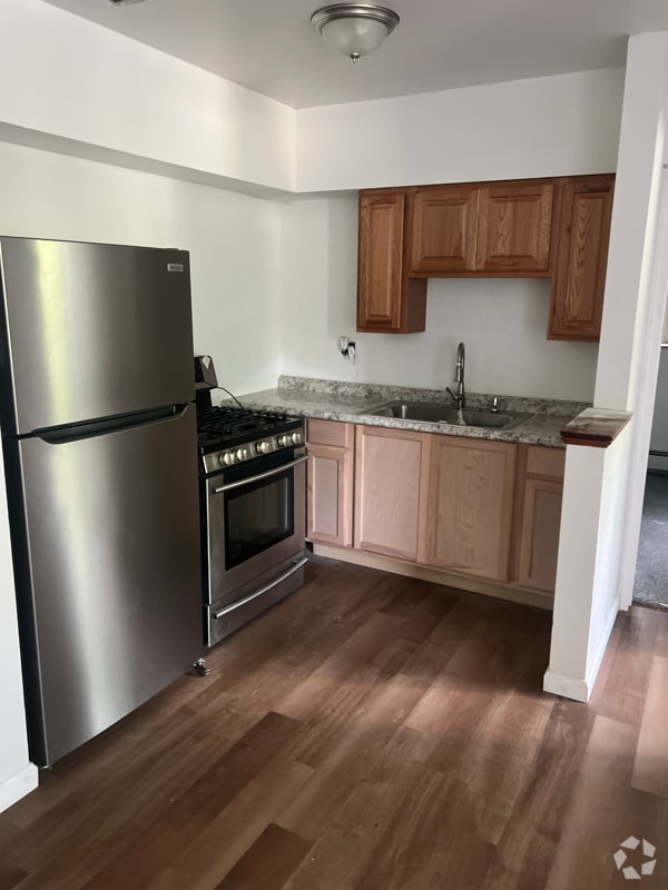 Building Photo - 1580 Electric Ave Rental