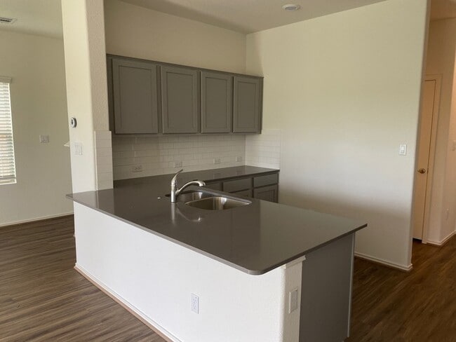 Photo - 162 Andross Ln Unidad 162