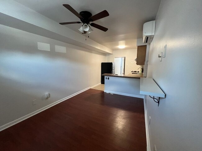 Photo - 2828 Brighton Pl