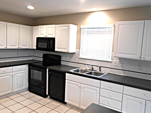 Photo - 6185 Champions Dr