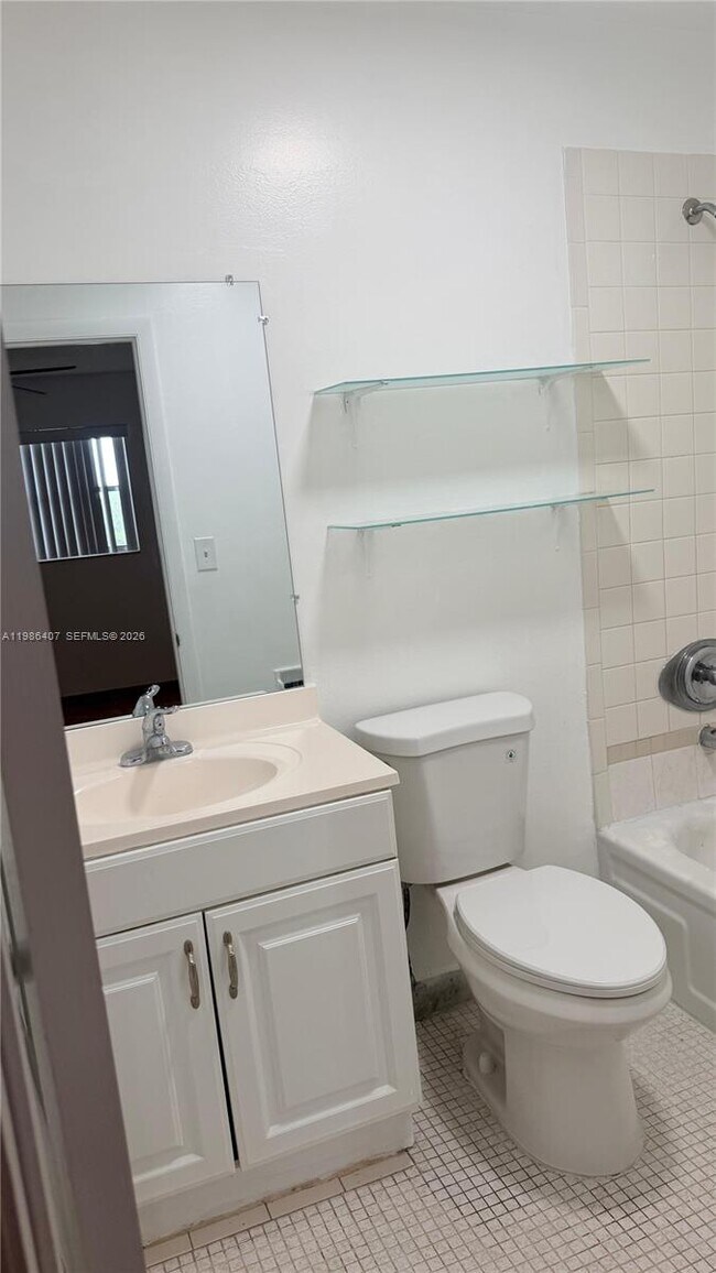Photo - 7910 N Colony Cir Unit 308