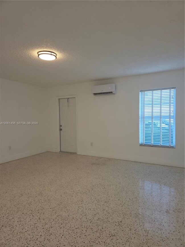 Photo - 3146 NW 29th St Unit 2