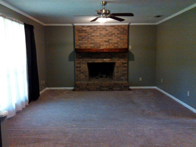 Photo - Charming 3BR Home with a Touch of Country in Dasher!