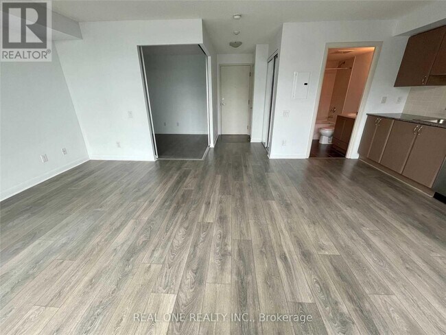 Photo - 525 Wilson Ave Unit 828