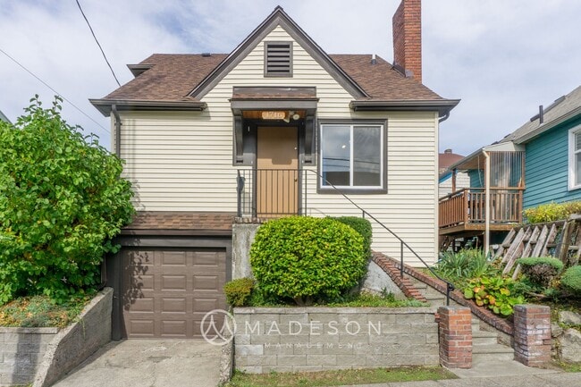 Building Photo - Charming First Hill Single Family House wi...