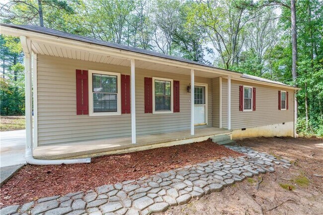 Photo - 5700 Tracy Dr SE