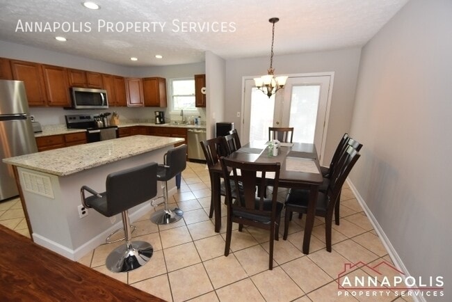 Photo - 1119 Crestview Dr