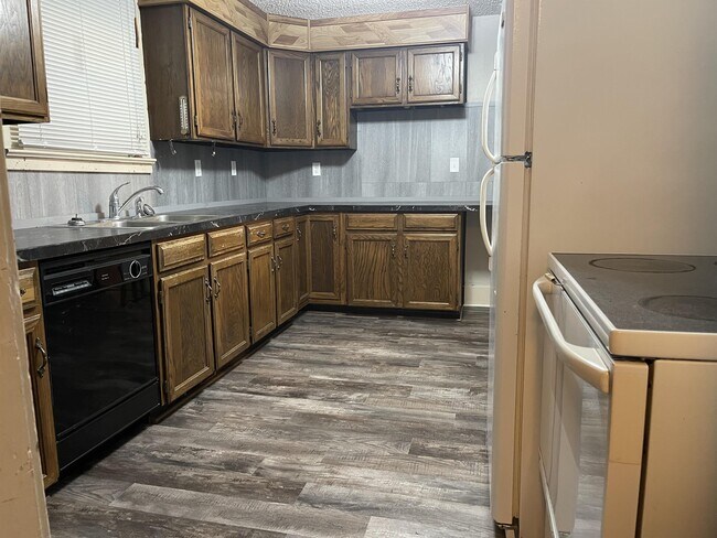 Photo - 406 Chestnut St