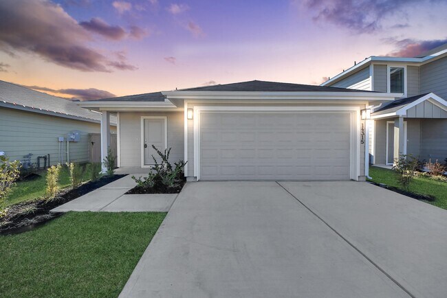 Building Photo - 14315 Leafy Willow Dr