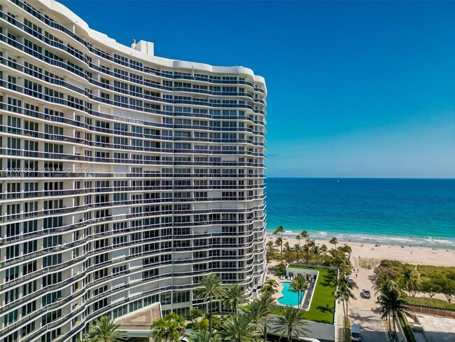9601 Collins Ave Unit 507