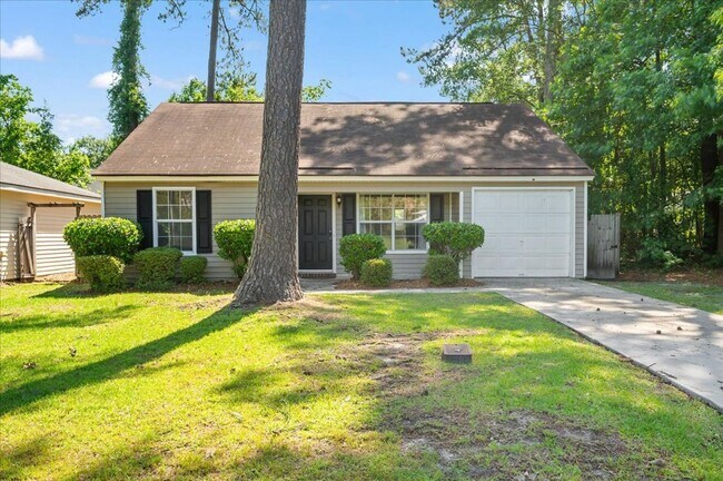 Move-In Ready 3BR/2BA Home in Prime Sandfl... - Move-In Ready 3BR/2BA Home in Prime Sandfl...