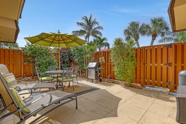 Building Photo - 131 Ocean Cove Dr Rental