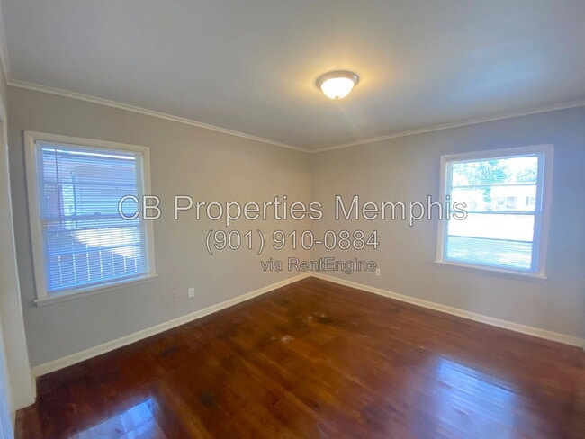 Photo - 1729 Dorrie Ln