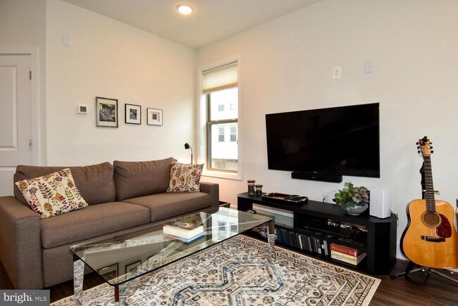 Photo - 23610 Havelock Walk Ter