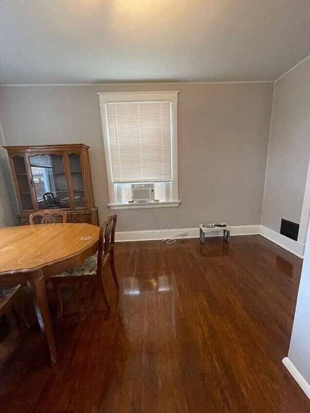 Photo - 2348 Highland Ave (Cincinnati, OH)