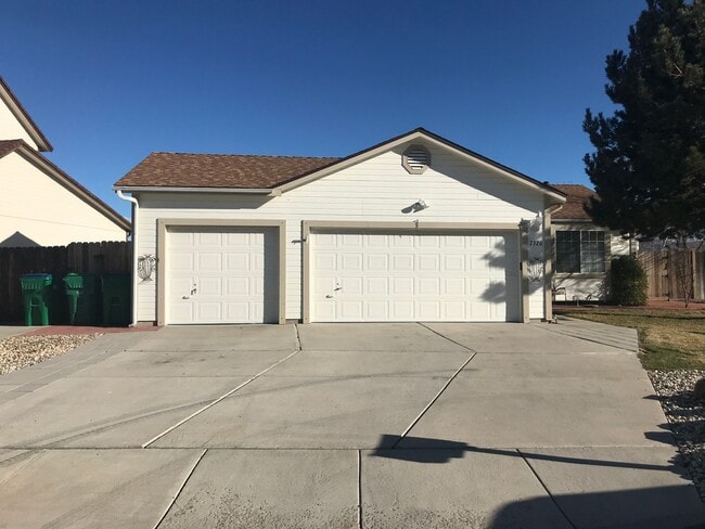 Building Photo - Great home in Sparks!