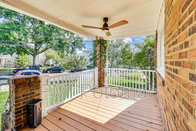 Photo - 3905 9th St SE