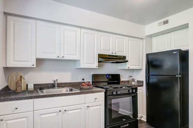 Photo - Melrose Station