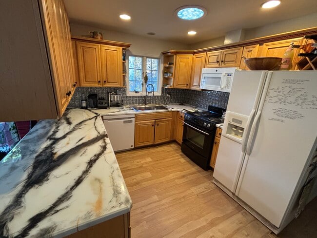 Photo - 2713 Northcrest Dr