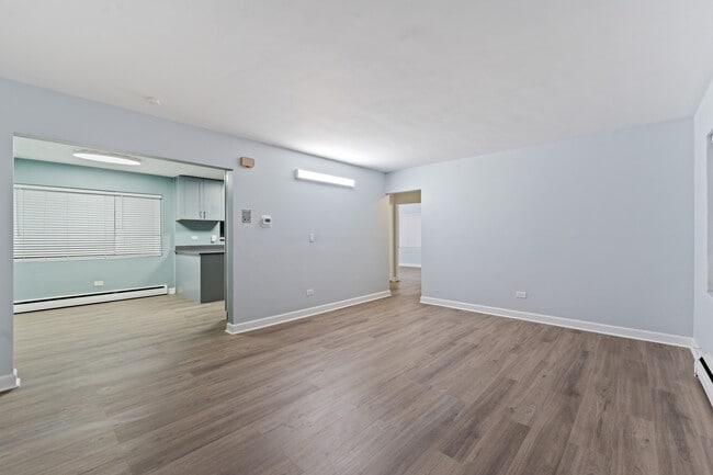 Photo - 3725 N Harlem Ave Unit E