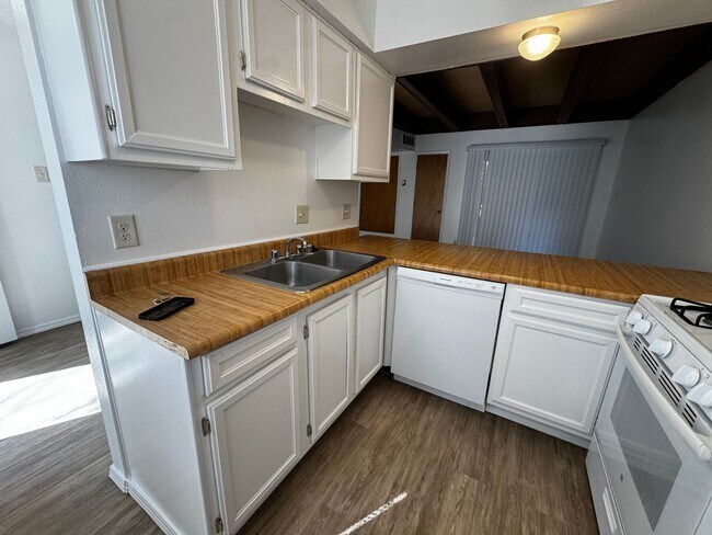 13309 Fruit Ave NE Unidad 1571 - Unit B, 13309 Fruit Ave NE