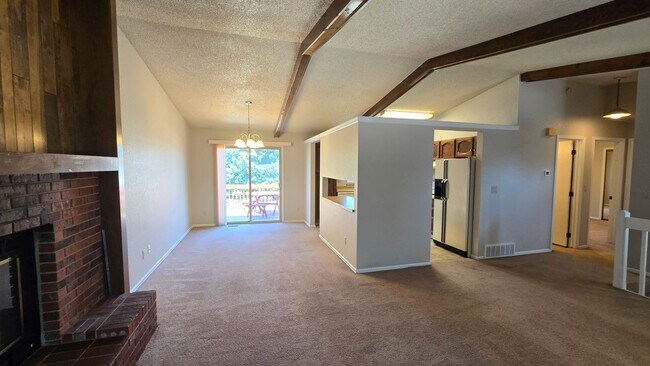 Photo - 4020 Thundercloud Dr