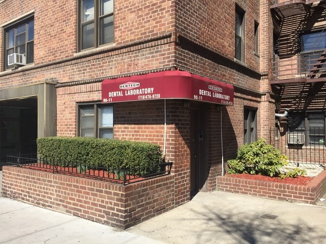 Photo - 90-11 35th Ave