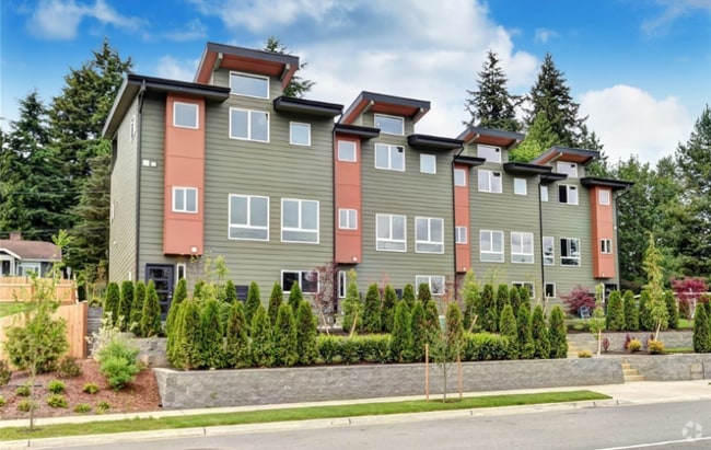 Building Photo - 14920 Manor Way Rental