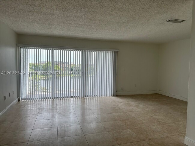 Photo - 9359 Fontainebleau Blvd Unit F417