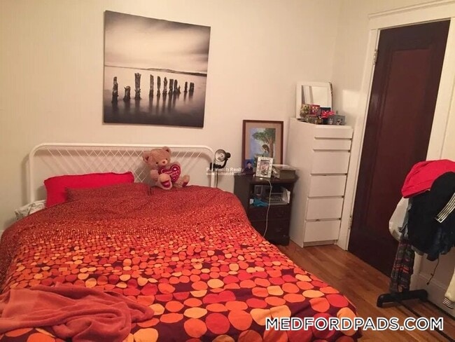 53 Fellsway W Unit 11