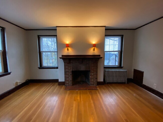 Photo - 119 College Ave