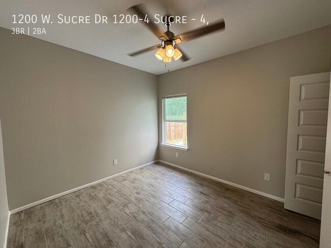 Photo - 1200 W Sucre Dr Unit 4