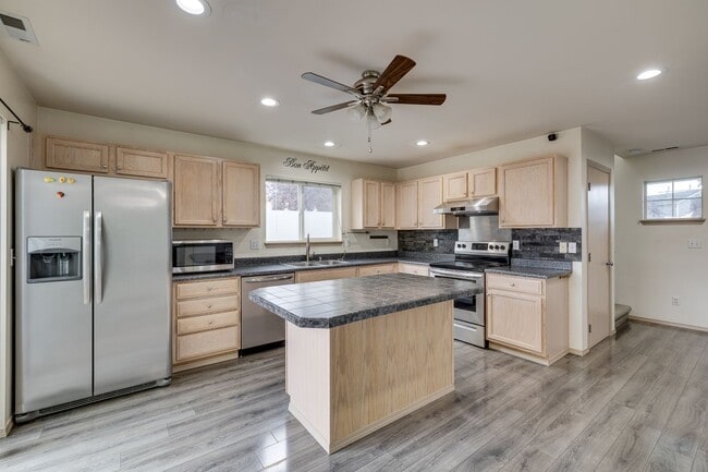Photo - Beautiful Two-Story Home for Rent in the C...