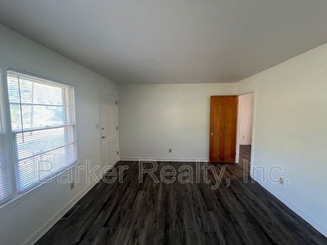 Photo - 1311 Ingomar Pl