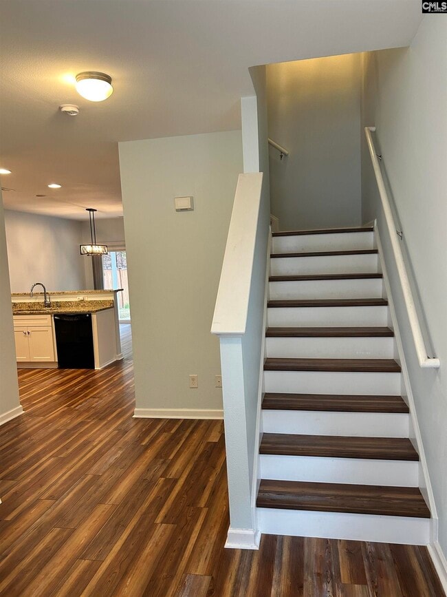 Photo - 454 Westmoreland Rd