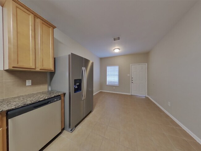 Photo - 6619 Lindale Manor Ct