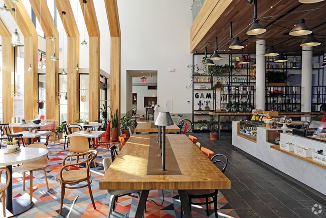 Photo - Staten Island Urby