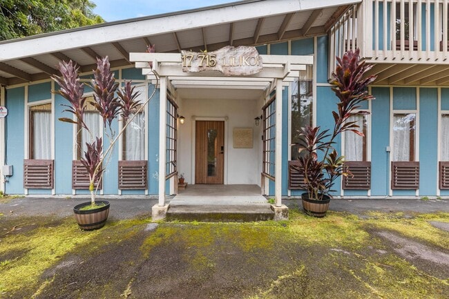 Building Photo - 3 Bedroom / 2.5 Bath Home with 20 Acres of...