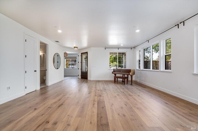 Photo - 1980 Bent Tree Pl