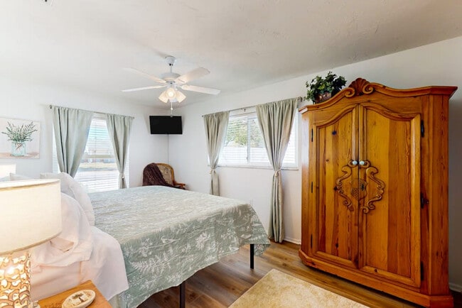Photo - 2809 39th St W Unidad SI ID1591362P
