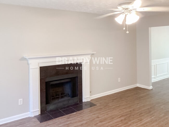 Photo - 3725 Patti Pkwy