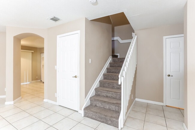 Photo - 6168 Whalton St